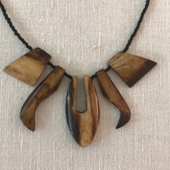 Handcrafted Animal Bone Unisex Necklace - Picture 1 of 5
